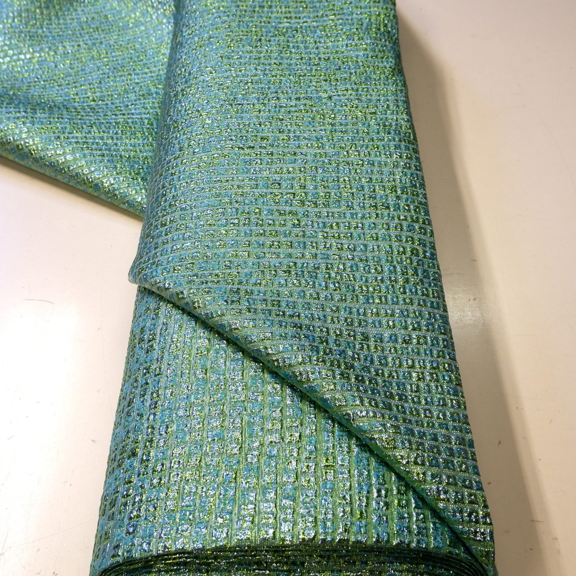 Jacquard Quadrantique