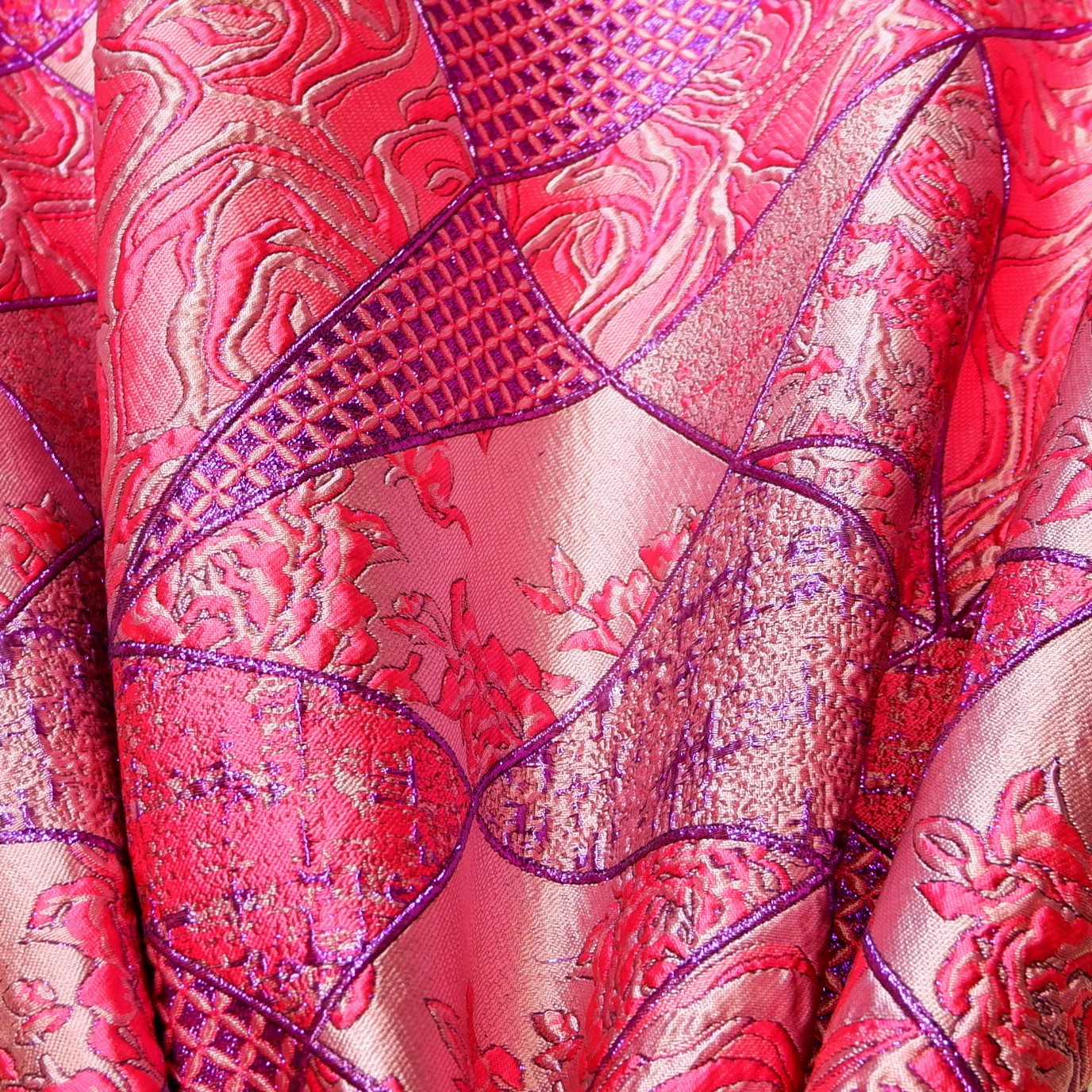 57.15315.025 Jacquard Trinity fuchsia-paars